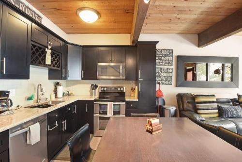 Alpine Manor Retreat