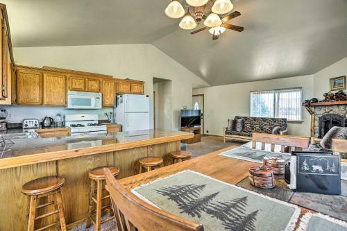 Stunning Big Bear Cabin About 9 Mi To Ski Resorts