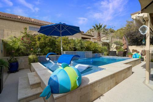 Private Mini Resort - Great Location