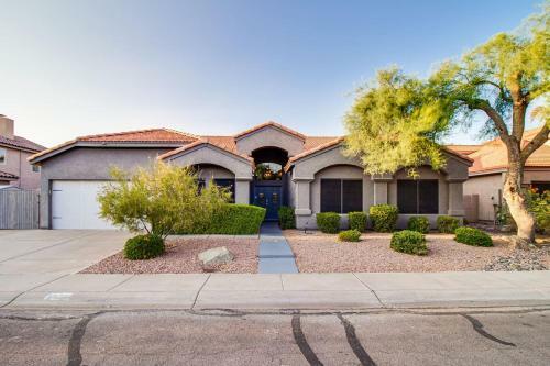 Luxury Modern Home Whtd Pool In North Scottsdale