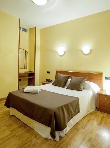 Hotel Ciutat De Tarrega