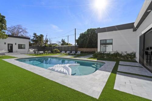 The Climate Villa By Homeslice Stays