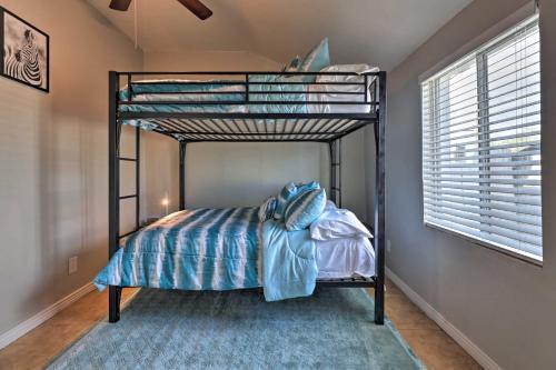 Pet-friendly Phoenix Home Less Than 3 Mi To Downtown!