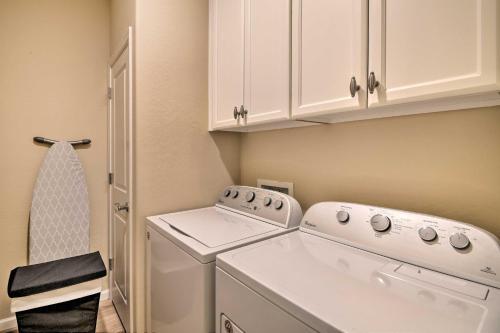 Apartamento Inviting Phoenix Condo Near Golf And Hiking!