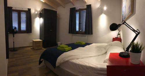 Villa 360 Views, Private Infinity Pool, Pisa, Lucca, Florence, Large Garden