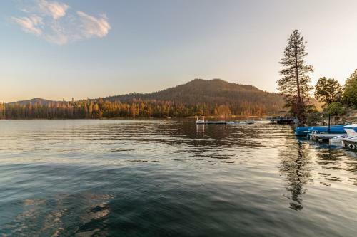 Lakeview Lodge
