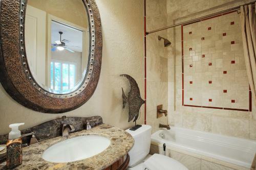 Spectacular Desert Retreat