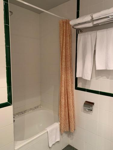 Hotel �rea De Calahorra