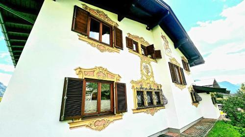 Exclusive Villa Tirol