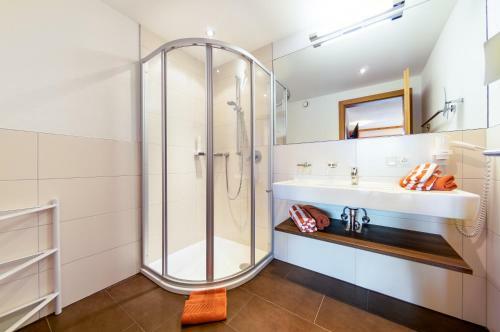Hostal Dorfblick Fiss - Apartments & Rooms