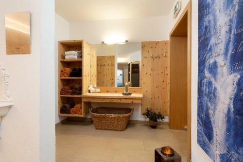 Hostal Dorfblick Fiss - Apartments & Rooms