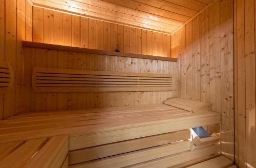 Hostal Dorfblick Fiss - Apartments & Rooms