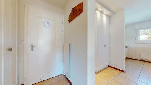 Gonenstein Residence In Leukerbad, Entire Apartment/studio With Balcony