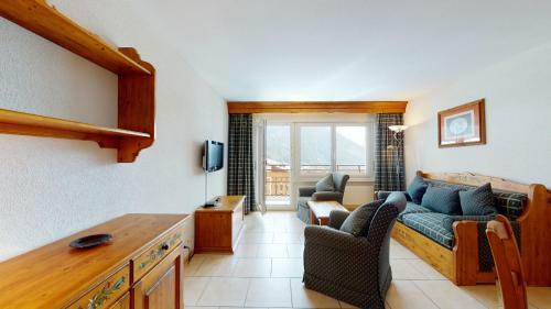 Gonenstein Residence In Leukerbad, Entire Apartment/studio With Balcony