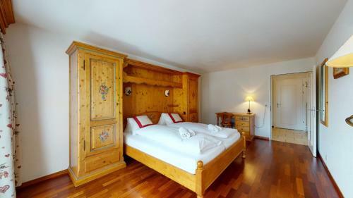 Gonenstein Residence In Leukerbad, Entire Apartment/studio With Balcony
