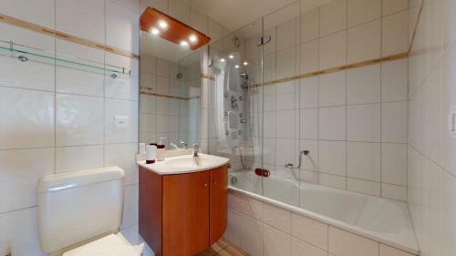 Gonenstein Residence In Leukerbad, Entire Apartment/studio With Balcony
