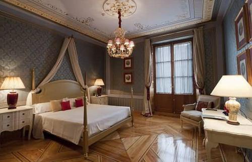 Hostal Posada Real Los Cinco Linajes