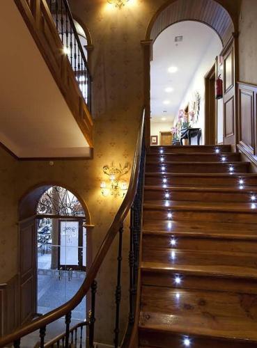 Hostal Posada Real Los Cinco Linajes