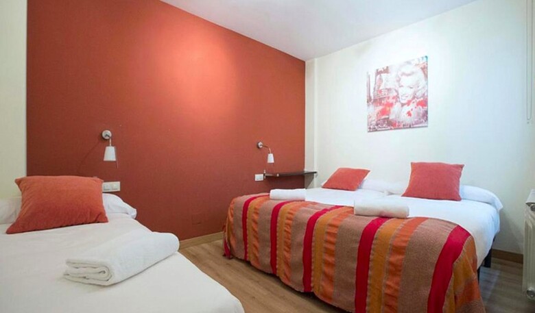 Apartamentos Se�orio de Haro 3000