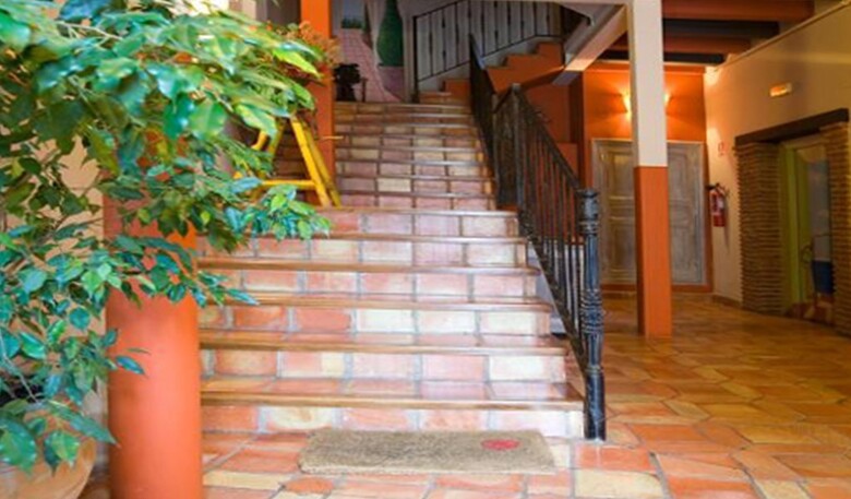Apartamentos Se�orio de Haro 3000
