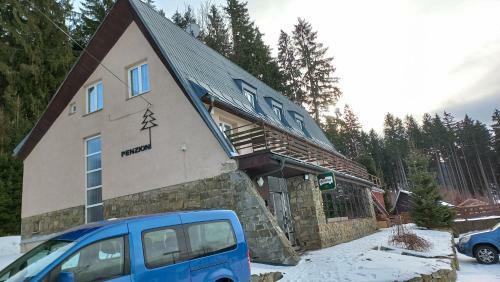 Hostal Veghouse - Penzion U Pl�?e