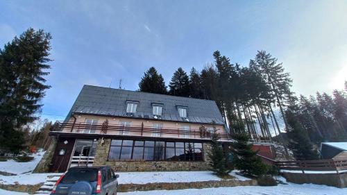 Hostal Veghouse - Penzion U Pl�?e