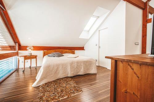 Villa Orl� Hn�zdo 853