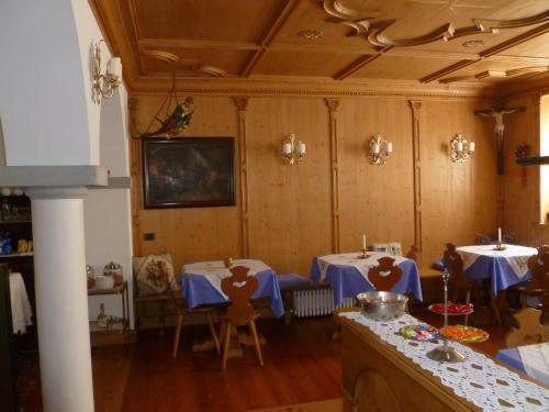 Hostal Cadore Haus