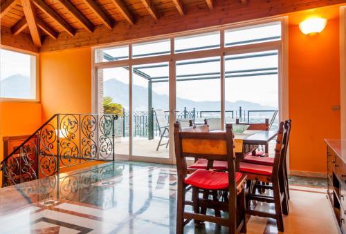 Villa Canovas Vista Lara