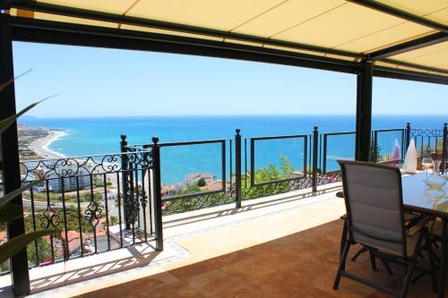 Villa Canovas Vista Lara