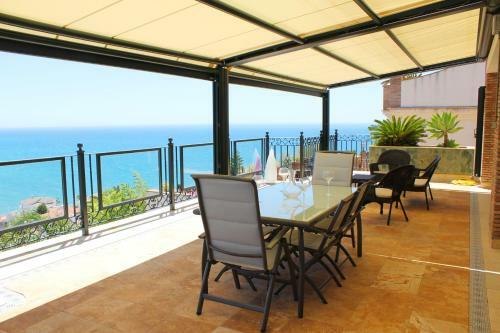 Villa Canovas Vista Lara