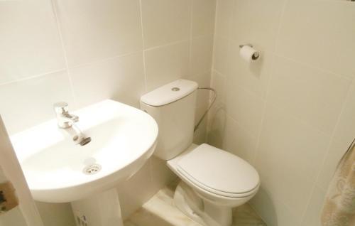 Apartment Apt