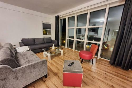 Apartamento Modern, Minimalistisch Eingerichtete Ferienwohnung