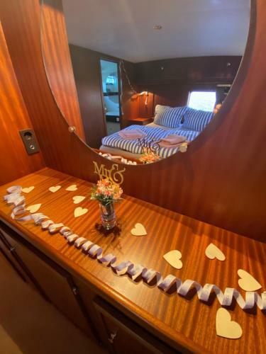 Luxusurlaub Auf Der Amavida Yacht / Scharm�tzelsee