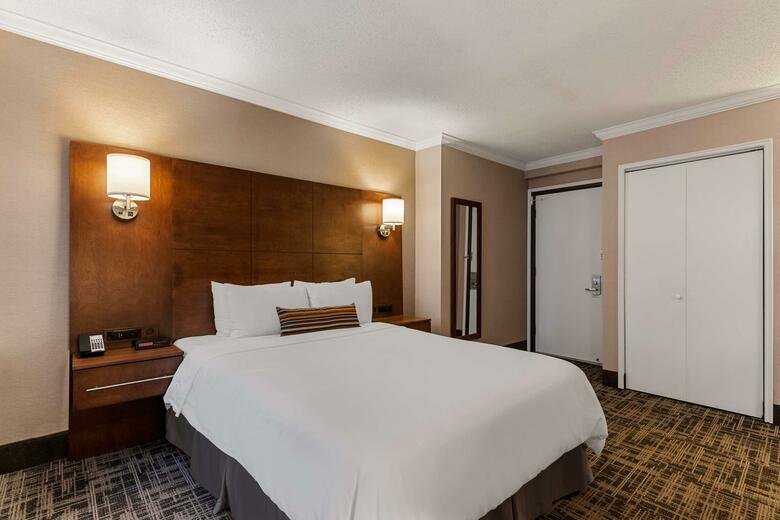 Best Western Ville Marie Hotel & Suite