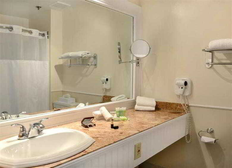 Best Western Ville Marie Hotel & Suite