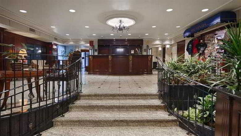 Best Western Ville Marie Hotel & Suite