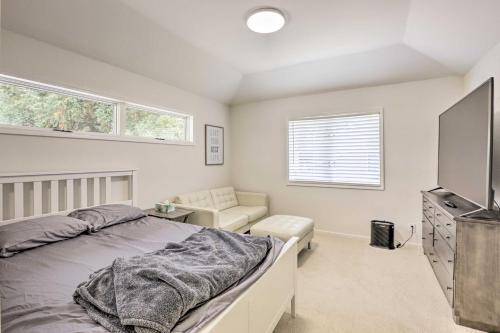 Luxury Mountain View Retreat Central Location!