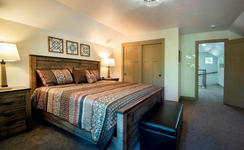 12r Hilltop Haven