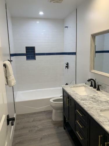 Ocean View AC Heated Pool Jacuzzi Tennis Bikespool Table Foosball Bikes