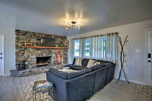 Gateway To Yosemite Home Chic Oakhurst Oasis