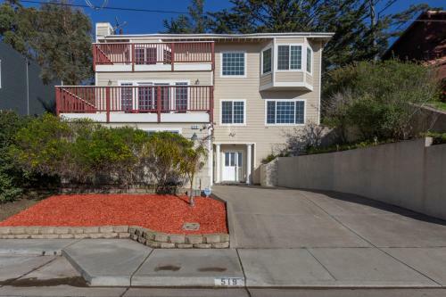 @ Marbella Lane Top Coastline Views, Family Friendly