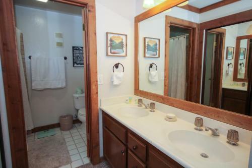 Mountainback #50, Pet Friendly
