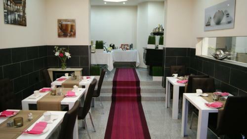 Plenus Hotel