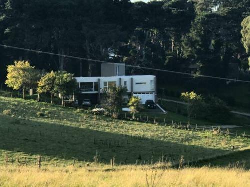 Casa En Sierra de Los Padres.- Excelente Ubicaci�n