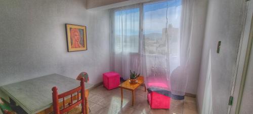 Apartamento Departamento Triple, 3er Piso, Escalera