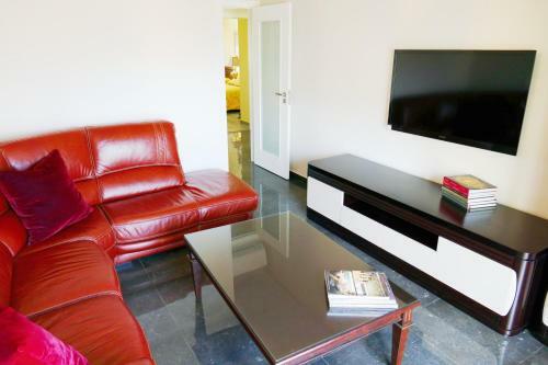 Baleal Poolfront Apartment