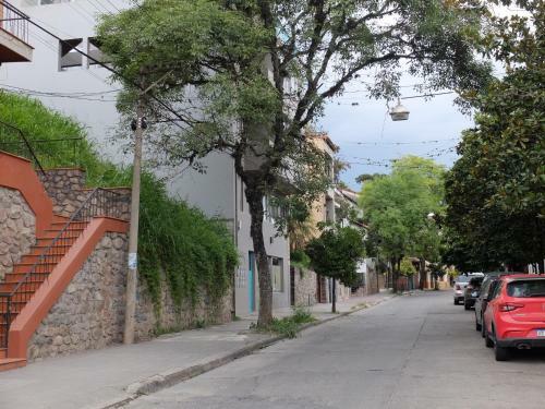 Apartamento Doble Matrimonial, Monoambiente, 4to Piso Escalera