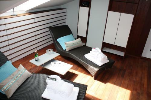 Elements Hotel