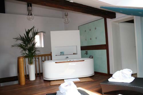 Elements Hotel
